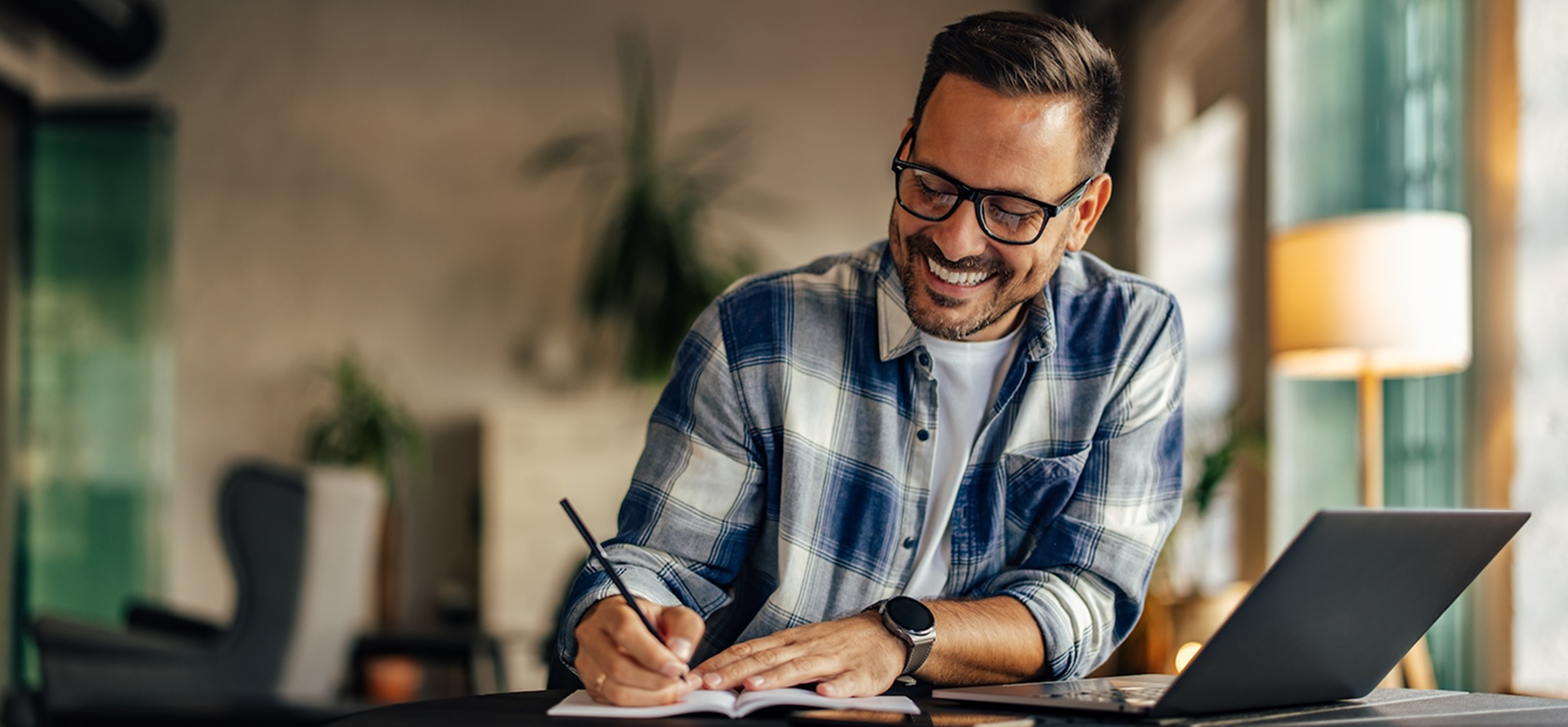 Create your <span class="light-green-text">online course</span> in minutes.